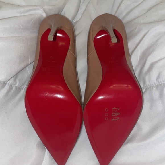 Christian Louboutin so kate patent nude heels - Picture 3 of 9